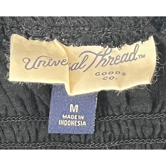 Universal Thread Black Scalloped Stretch Sleeveless Tank Top Reg Size Large - Picture 3 of 5